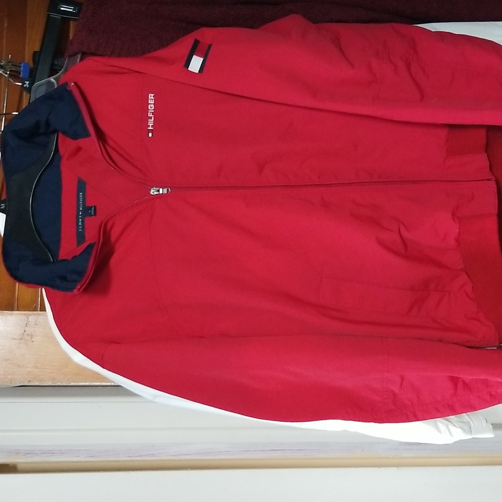 Tommy Hilfiger Vintage Windbreaker with Hidden hood